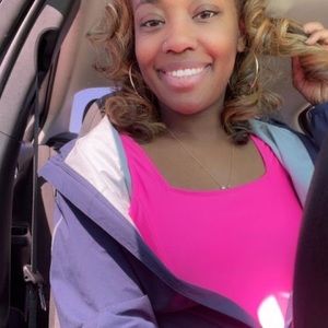 Meet your Posher, Kisha